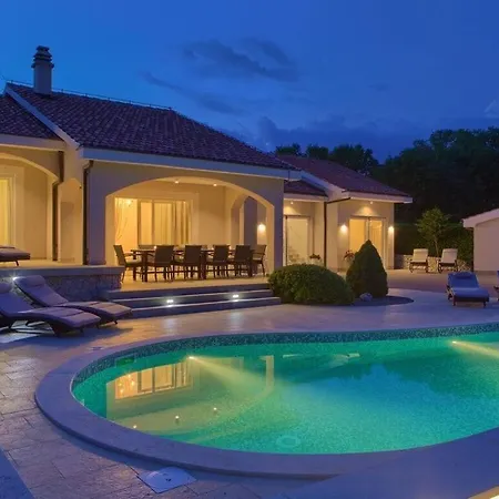 Gardena Comfortable 4*